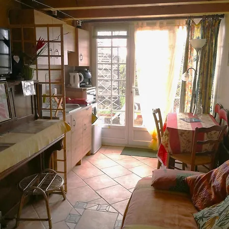 Petit Studio Atypique Et Cosy En Provence Saint-Étienne-les-Orgues Exterior foto